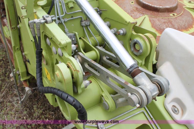 image for item L4321 2008 Claas Orbis 750 row crop head