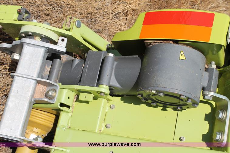 image for item L4332 2009 Claas 380 pickup head