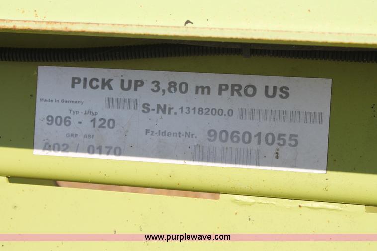 image for item L4332 2009 Claas 380 pickup head