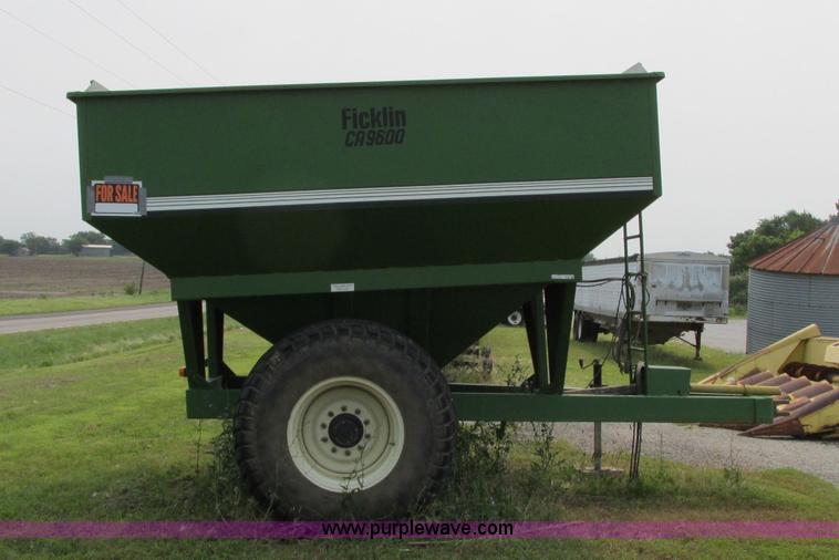 image for item R9325 Ficklin CA9600 grain cart