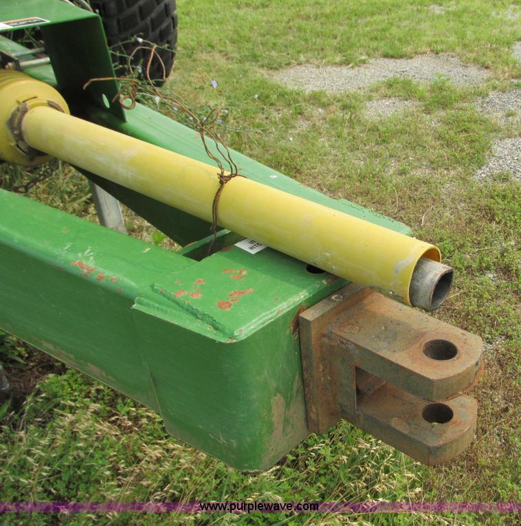 image for item R9325 Ficklin CA9600 grain cart