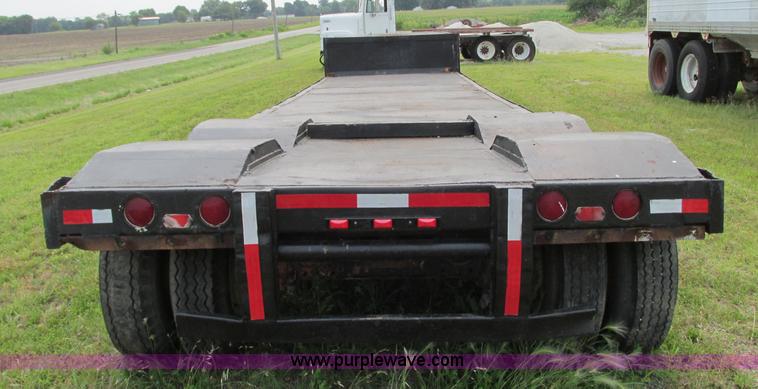 image for item R9326 1988 ASI drop deck trailer
