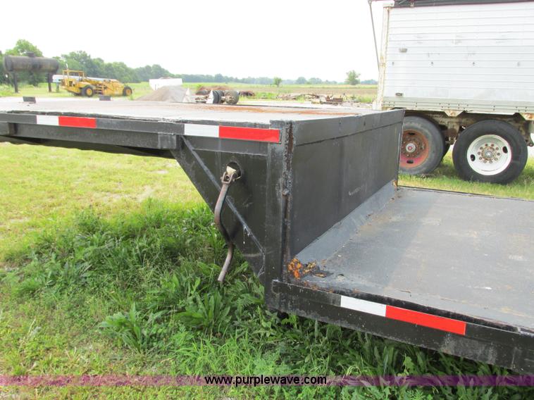 image for item R9326 1988 ASI drop deck trailer