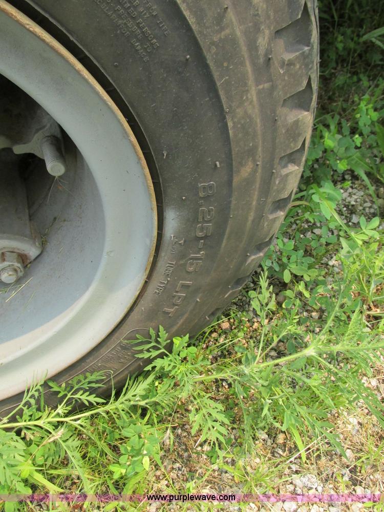 image for item R9326 1988 ASI drop deck trailer