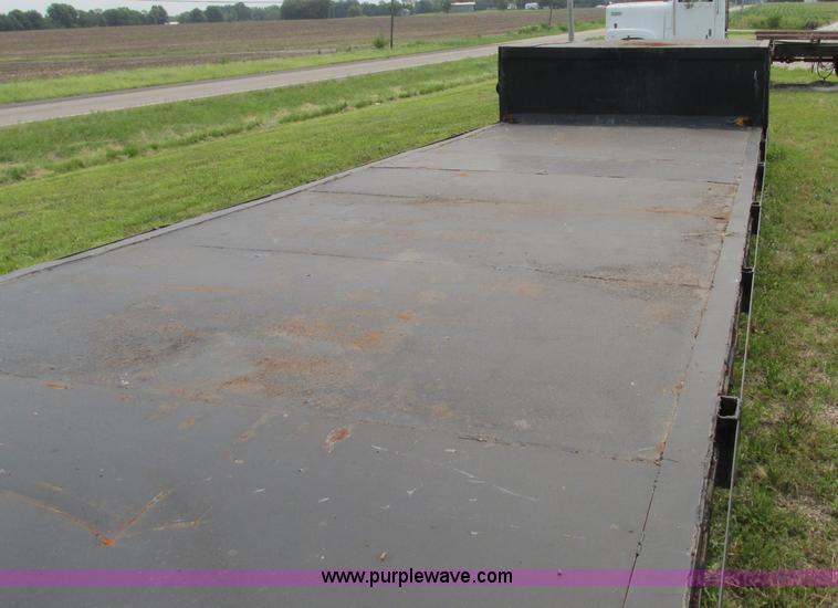 image for item R9326 1988 ASI drop deck trailer