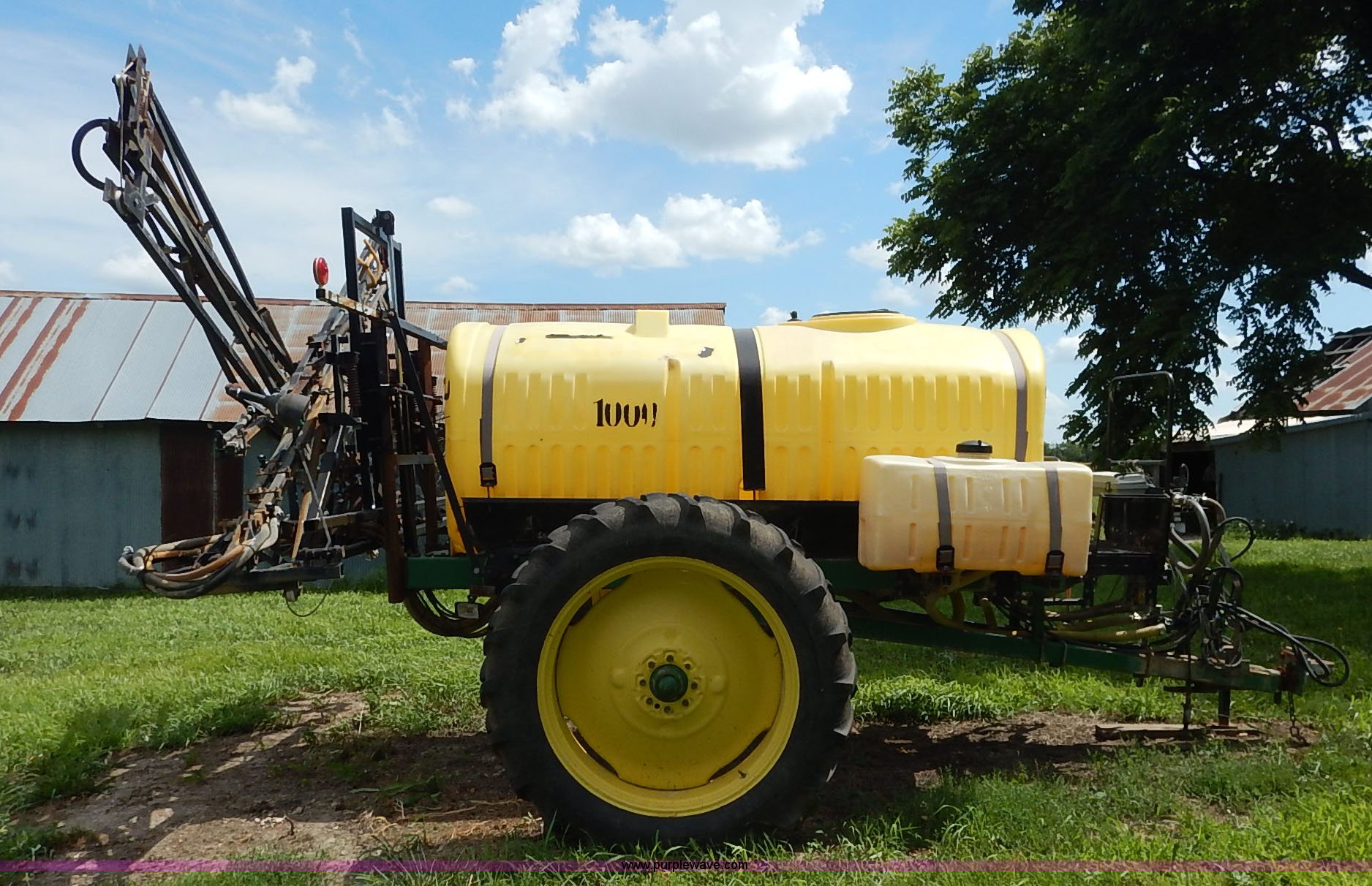 Bestway Field Pro III sprayer in Greeley, KS Item J3814 sold Purple