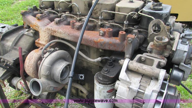 image for item AY9850 Cummins 5.9L L6 turbo diesel engine
