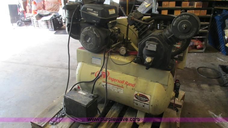 image for item AY9851 Ingersoll Rand 2475 air compressor