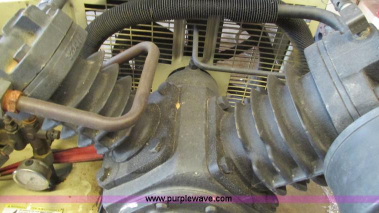image for item AY9851 Ingersoll Rand 2475 air compressor