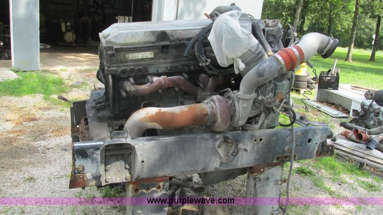 image for item AY9852 Detroit Diesel Series 60 12.7L turbo diesel engine