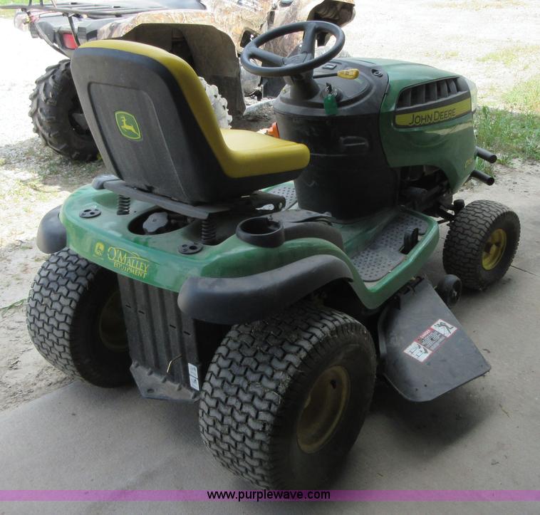 image for item AZ9116 2013 John Deere D130 lawn mower