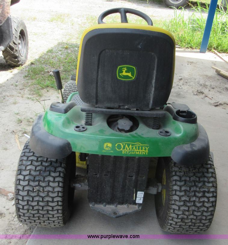 image for item AZ9116 2013 John Deere D130 lawn mower