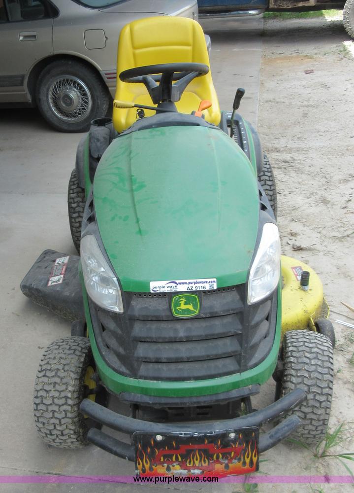 image for item AZ9116 2013 John Deere D130 lawn mower