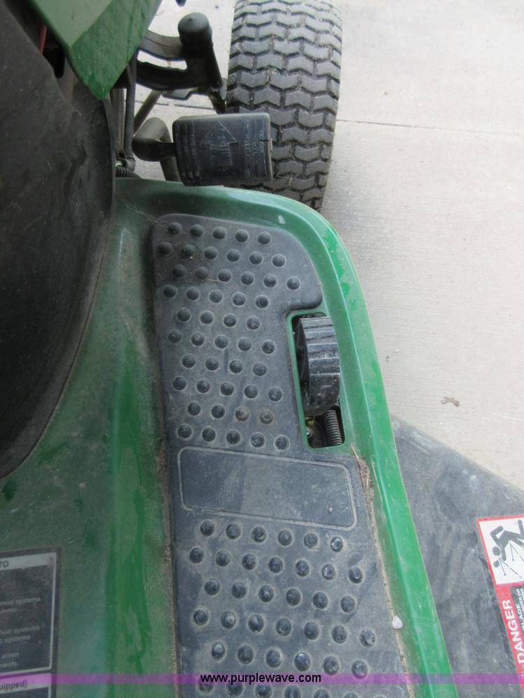 image for item AZ9116 2013 John Deere D130 lawn mower