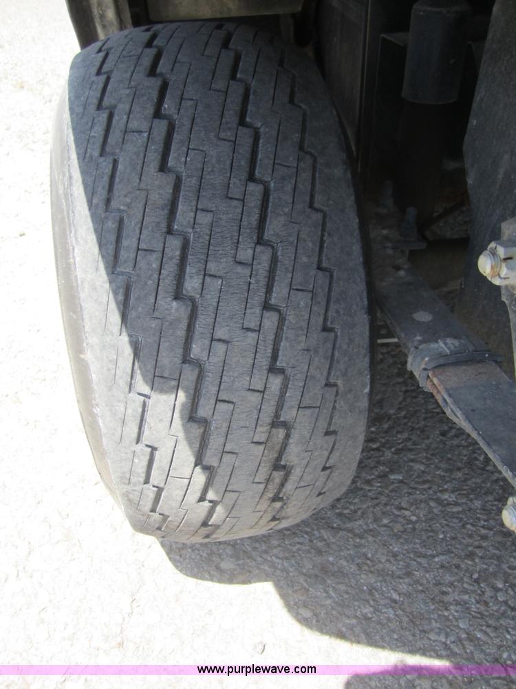 image for item AZ9118 Ez-go 8010 electric golf cart