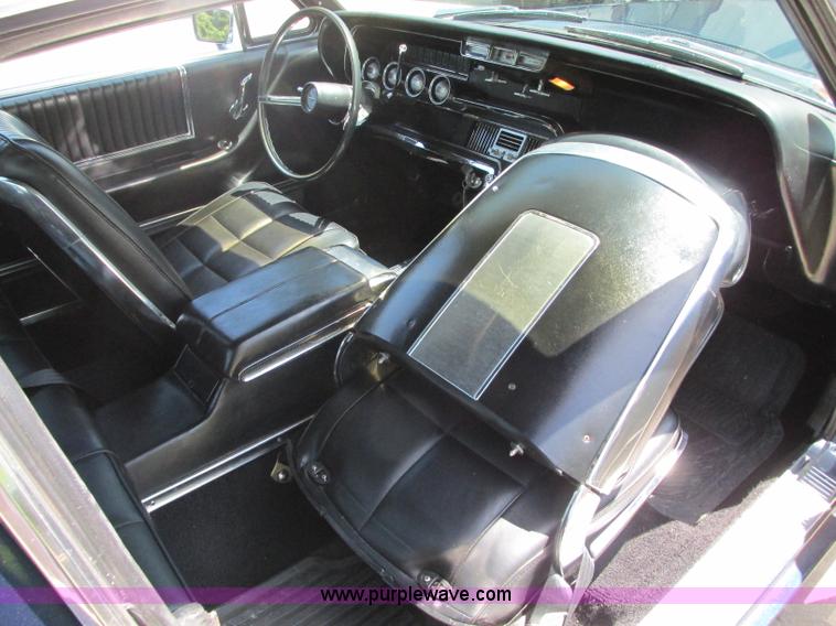 image for item B2942 1966 Ford Thunderbird