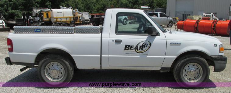 image for item B2989 2006 Ford Ranger XL pickup truck