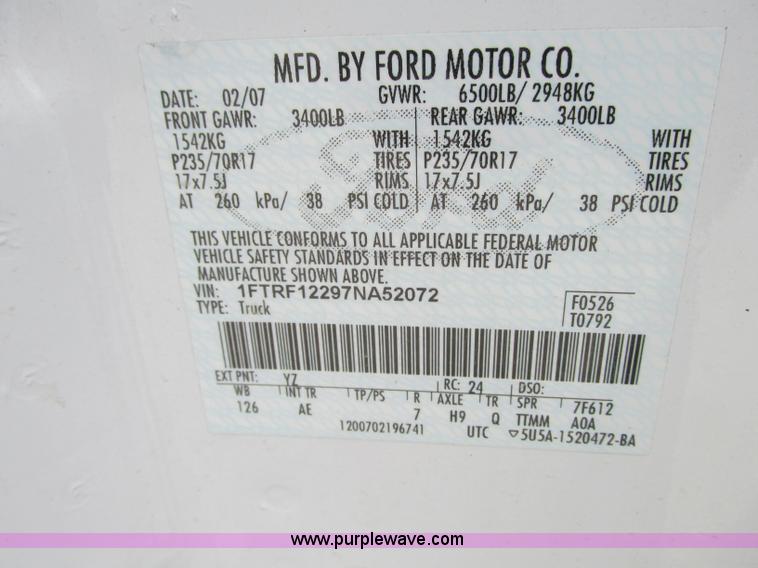 image for item B2990 2007 Ford F150 XL pickup truck