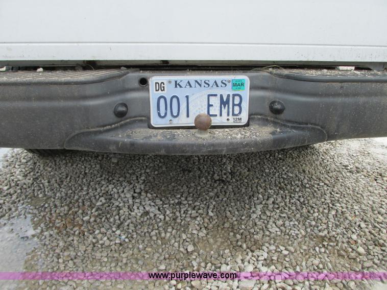 image for item B2992 2004 Ford F150 Heritage XL pickup truck