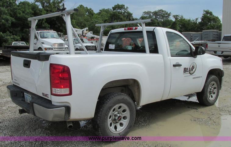 image for item B2994 2009 GMC Sierra 1500 pickup truck