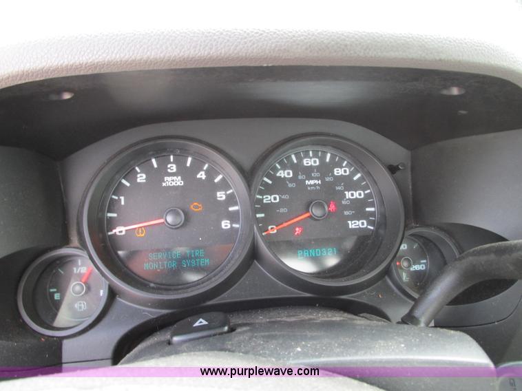 image for item B2994 2009 GMC Sierra 1500 pickup truck