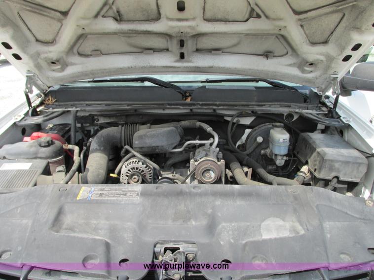 image for item B2994 2009 GMC Sierra 1500 pickup truck