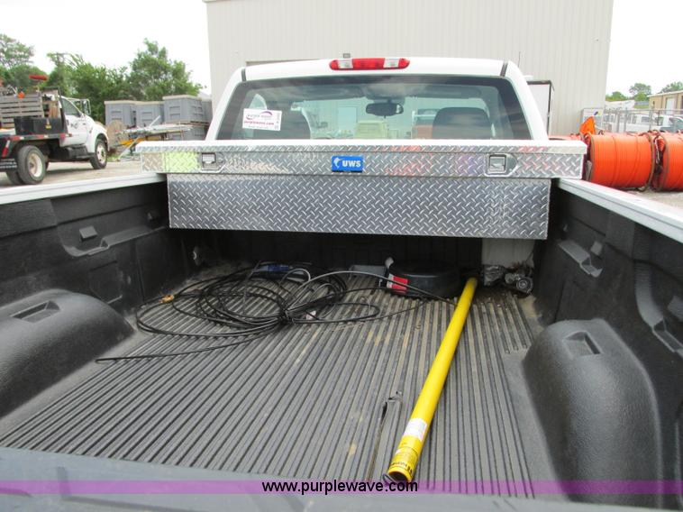 image for item B2995 2008 Chevrolet Silverado pickup truck
