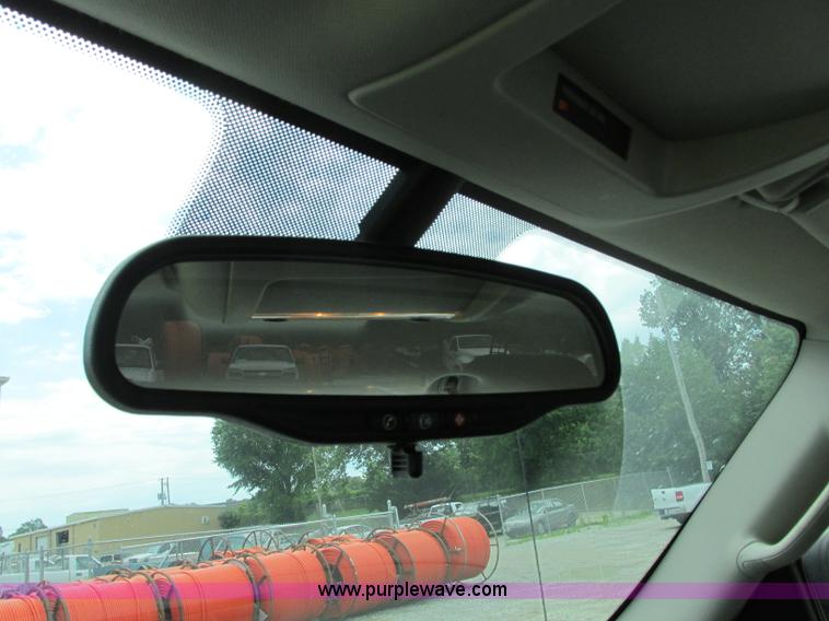 image for item B2995 2008 Chevrolet Silverado pickup truck