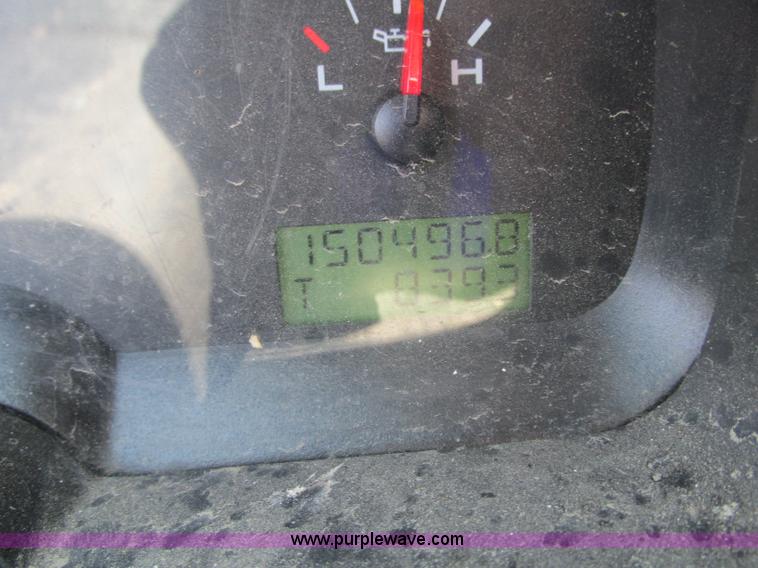 image for item B2996 2007 Ford F150 XL pickup truck