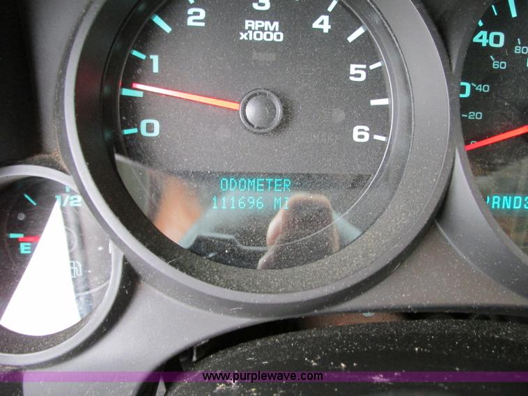 image for item B2997 2008 GMC Sierra 1500 pickup truck