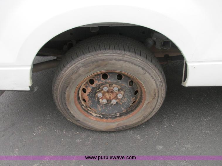 image for item B2998 2008 Ford F150 XL pickup truck