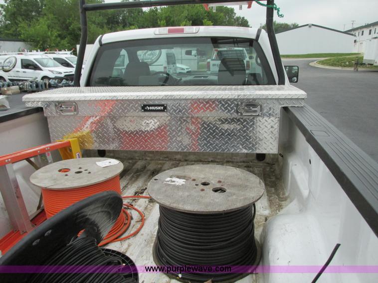 image for item B2998 2008 Ford F150 XL pickup truck