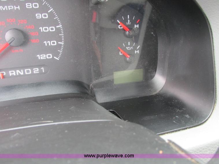 image for item B2998 2008 Ford F150 XL pickup truck