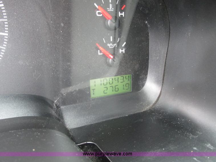 image for item B2998 2008 Ford F150 XL pickup truck