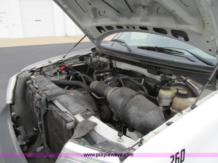 image for item B2998 2008 Ford F150 XL pickup truck