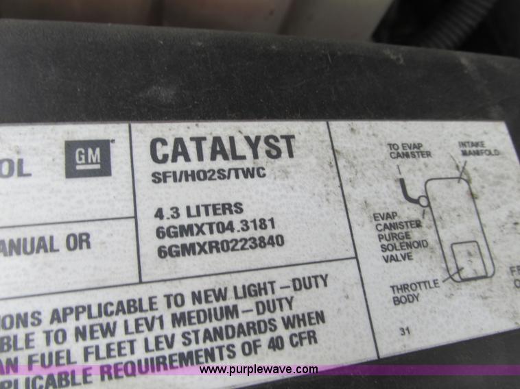 image for item B3000 2006 GMC Sierra 1500 pickup truck