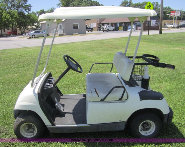 image for item BA9252 2003 Yamaha G22A golf cart