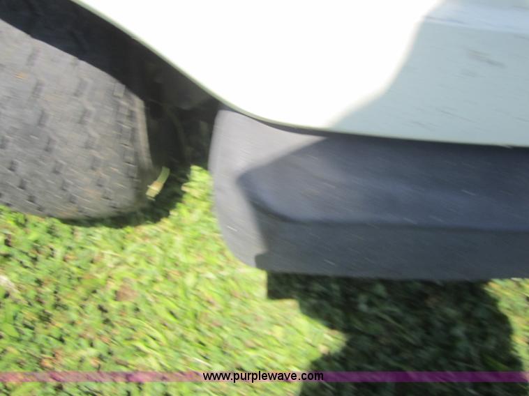 image for item BA9252 2003 Yamaha G22A golf cart