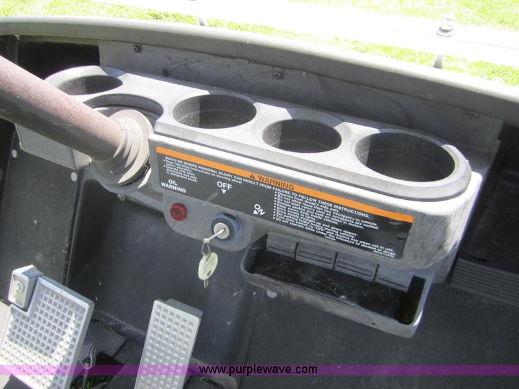 image for item BA9252 2003 Yamaha G22A golf cart