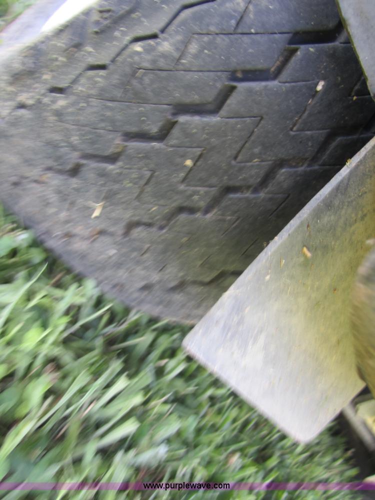 image for item BA9252 2003 Yamaha G22A golf cart