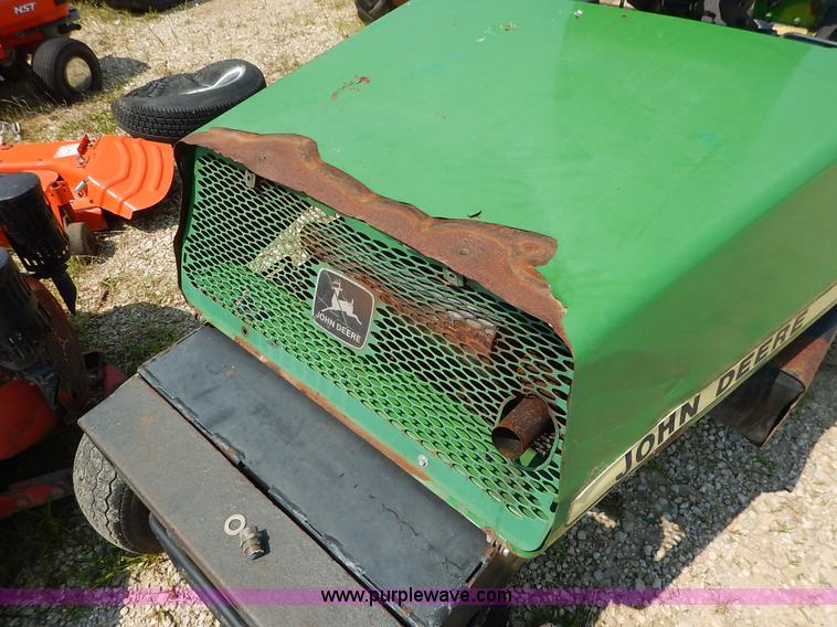 image for item BC9337 John Deere F935 lawn mower