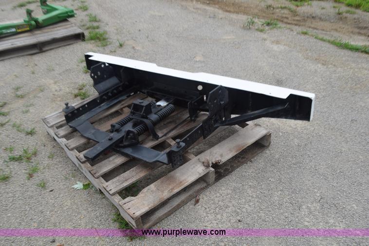 DMI QuicCush'n II hitch/bumper in Cleveland, MO Item BG9751 sold