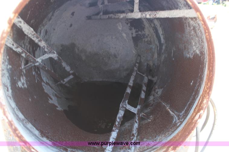 image for item BO9307 Mobilmixer Series 8900 cement mixer