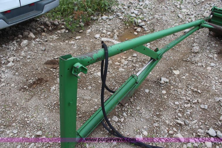 image for item BO9370 John Deere trip loader