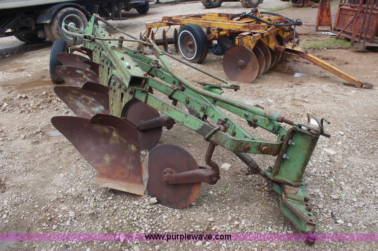 image for item BO9372 John Deere four bottom plow