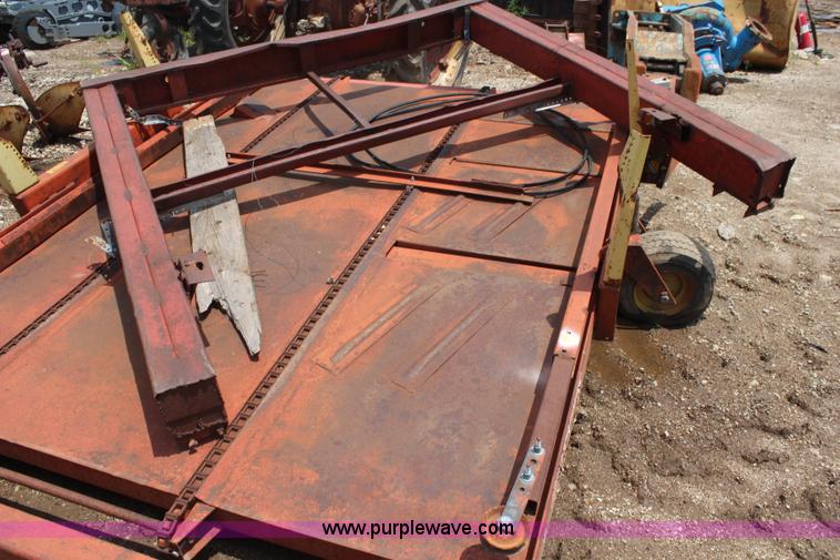 image for item BO9379 Farm Hand bale accumulator