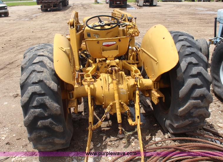 image for item BO9383 Massey-Ferguson MF204 tractor