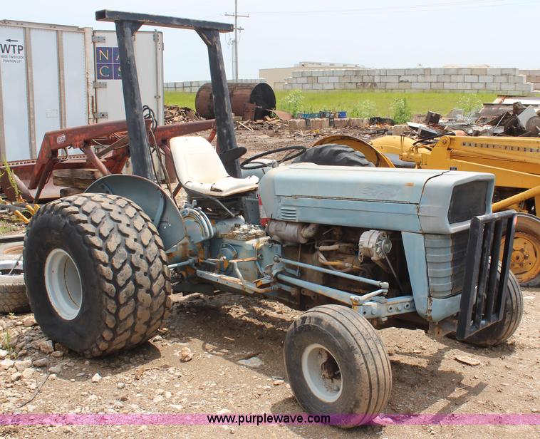 image for item BO9384 Massey-Ferguson MF20 turf tractor