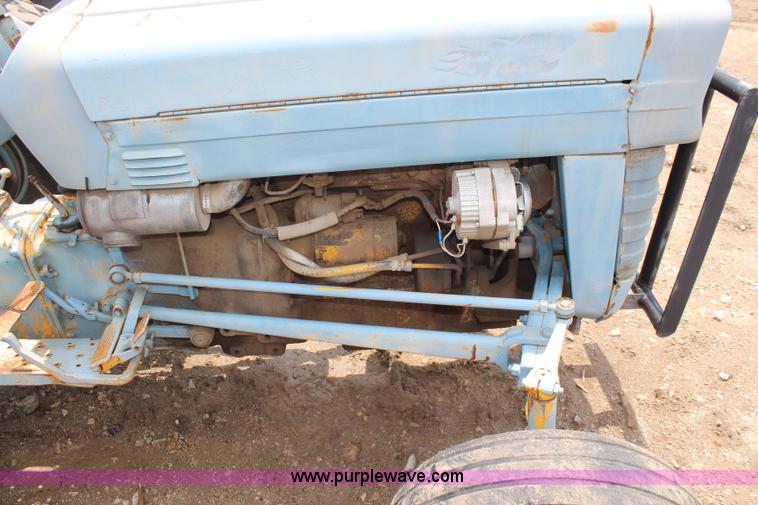 image for item BO9384 Massey-Ferguson MF20 turf tractor