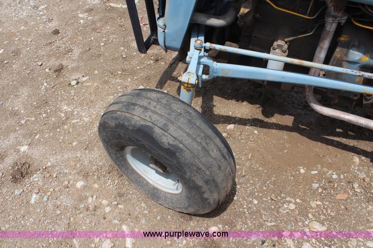 image for item BO9384 Massey-Ferguson MF20 turf tractor